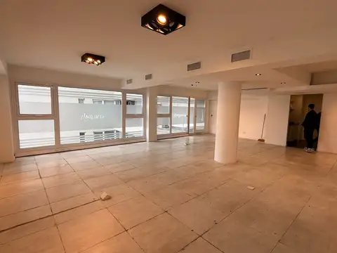 Av.Libertador y Juramento Edificio AISENSON AAA 85m2 con Coch Piso Alto