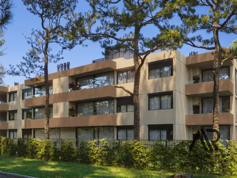 Casa en Complejo Venta c/ cochera en Carrasco Norte