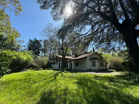 VENTA CASA QUINTA LA REJA PISCINA ACEPTA PERMUTA