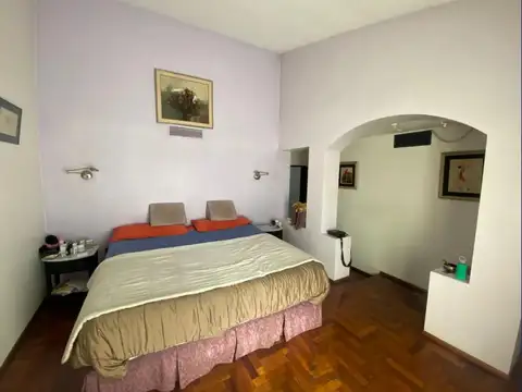 Casa 6 ambientes con 4 baños