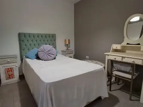 CALLE URQUIZA GUAYMALLÉN