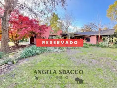 Casa quinta en Barrio Los Pinos. APTO CREDITO