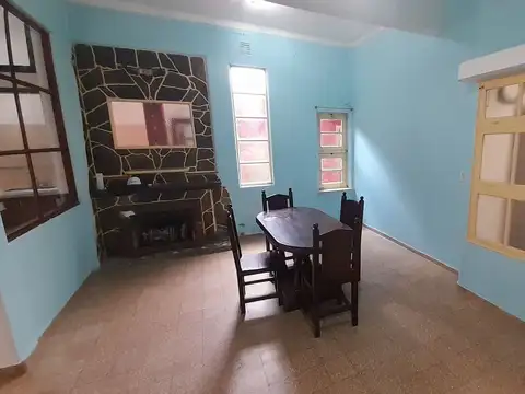 ALQUILER CASA INTERNA - 2 DORM. - AV. FREYRE 2800