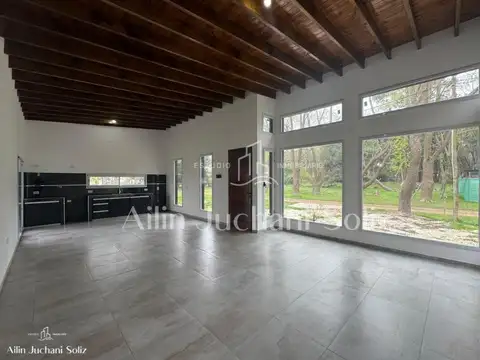 Casa 3 ambientes con 2 baños