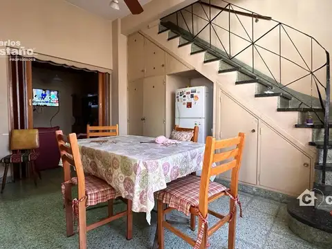 Casa en Lote Propio, Ideal Refacción o Terreno Para Dúplex