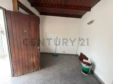 Depto Tipo Casa 3 ambientes con 1 baño