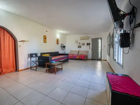 Casa en Venta en Puerto Gral San Martin, USD 70.000