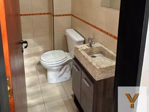 Depto Tipo Casa en Venta al Este