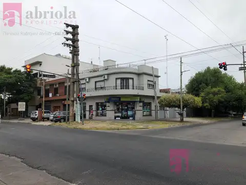 Rodolfo Lopez  al 2200