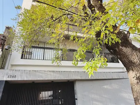 Monoambiente con cochera en Saavedra