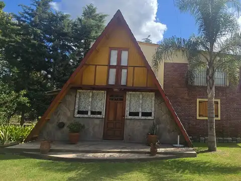 Casa 2 ambientes con 2 baños