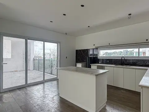 Casa en Venta en Barrio Arenas Chico, USD 260.000