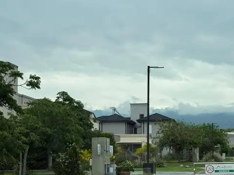 Terreno en Venta en Yerba Buena, USD 360.000