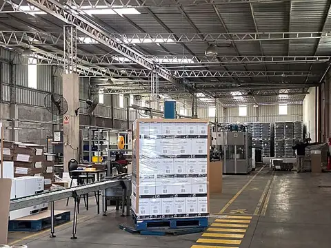 Alquiler Bodega,planta de fraccionamiento equipada