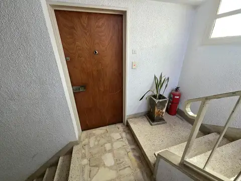 PH EN 1ER PISO 2 AMBIENTES CON BALCÓN, PATIO Y TERRAZA PRIVADA, SAAVEDRA. E-FURIO.