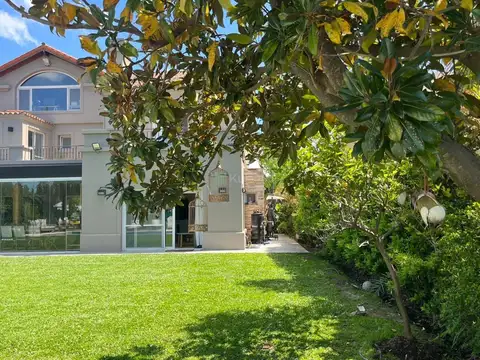 Casa  en Venta en Santa Barbara, Tigre, G.B.A. Zona Norte