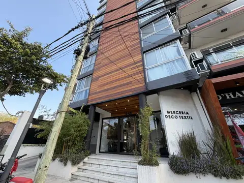 Avenida Italia 400, Piso 4