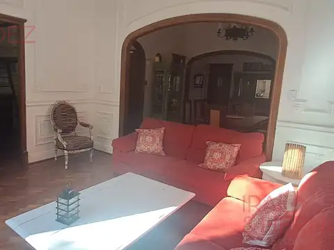 Depto Tipo Casa 7 ambientes con 2 baños