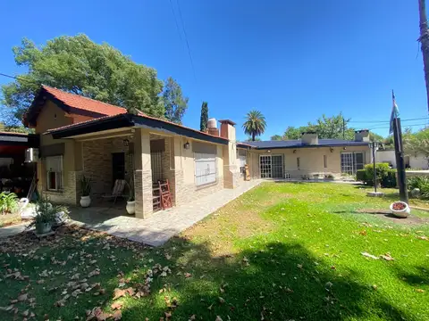 Quinta en Venta con 1 cochera