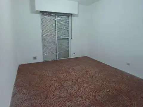 Depto Tipo Casa en Alquiler de 2 dormitorios