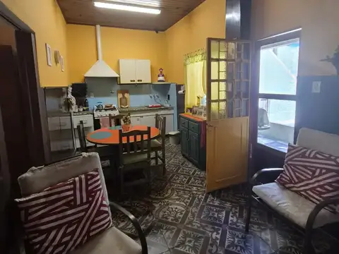 Depto Tipo Casa en Venta en Villa Maipú, USD 79.000