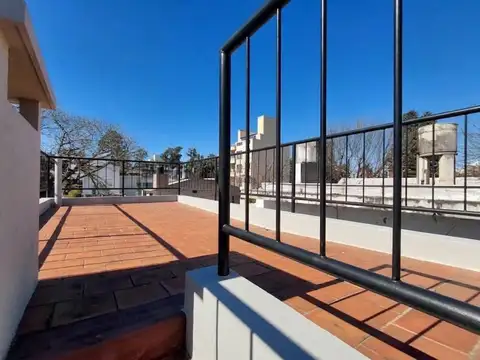 Depto Tipo Casa en Venta 46 años