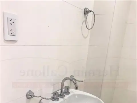 Hernandarias 439 , Piso 2