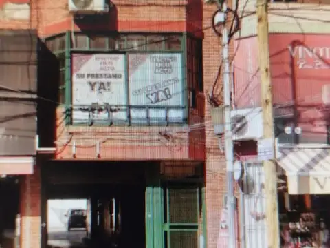 CHOCHERAS + OFICINA EN CENTRO DE SAN JUSTO