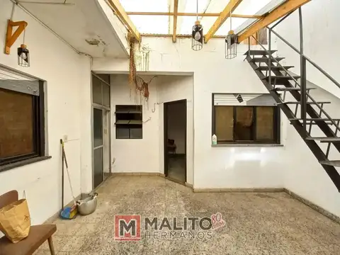 Depto Tipo Casa en Venta 60 años