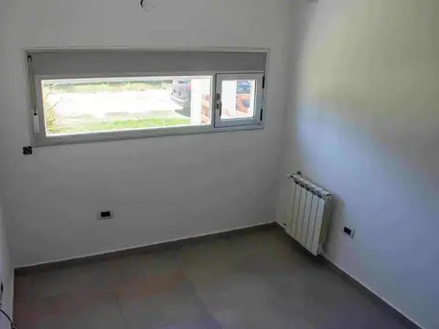 Alquiler casa con pileta, dos dormitorios