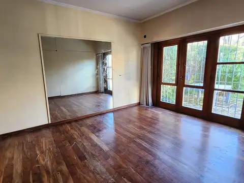 Casa en Venta - Lomas de San Isidro