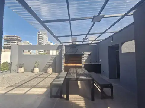 ALQ. MONOAMBIENTE CON COCHERA Y TERRAZA * BANFIELD*