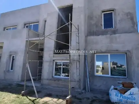 Casa en venta en San Simón 3 Dormitorios Canning