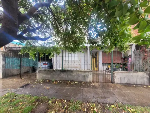 Excelente Casa de Lote Propio Con 3 Ph 150mts Cub Churrinche 3700 Temperley