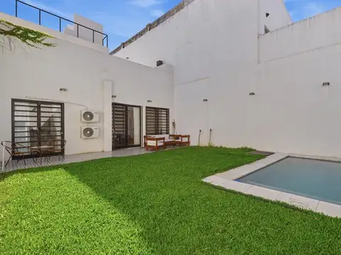 Depto Tipo Casa en Venta en Paternal, USD 239.900