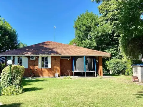 Casa en Venta con 1 cochera