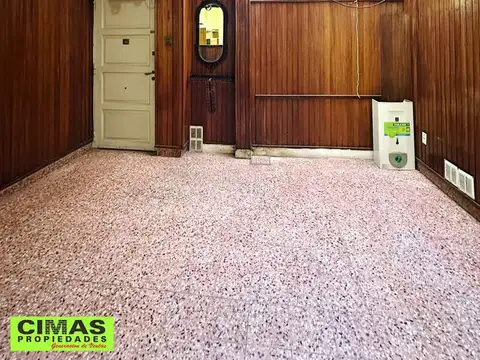 Depto Tipo Casa en Alquiler 40 años