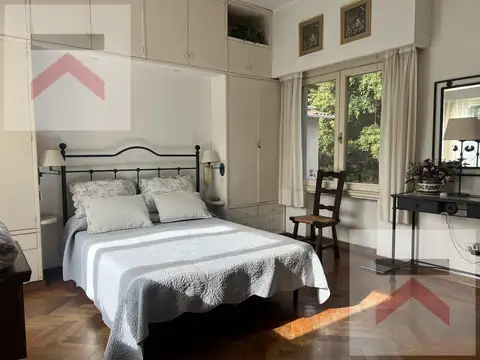 Casa en La Lucila, libertador al rio, 3 dormitorios, dependencia, jardín, pileta y cochera