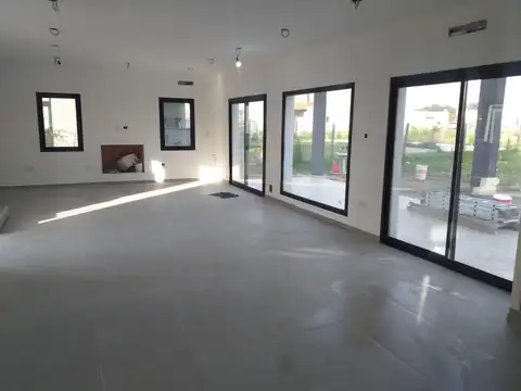 Casa en Venta en San Sebastian, USD 167.000