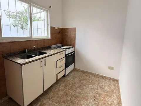 Duplex 4 amb en 2 pl con cochera y fondo libre  ALQUILER, CARAPACHAY