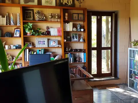 Chacra de 4 hectáreas en Montevideo rural, a pasos de la perimetral R 102. Sobre Osvaldo Rodríguez