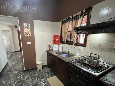 Casa en Venta con 2 cocheras