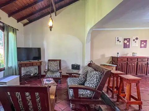Casa en Venta con 1 cochera