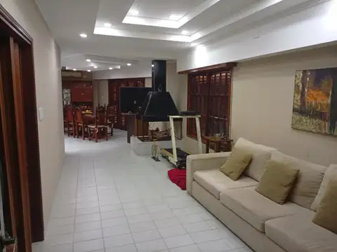 Casa en Venta en Villa Gobernador Galvez, USD 140.000