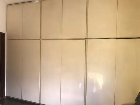 Galpon en Venta en Quilmes Oeste, USD 350.000