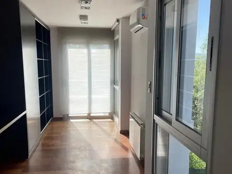 Departamento 5 ambientes con 2 baños