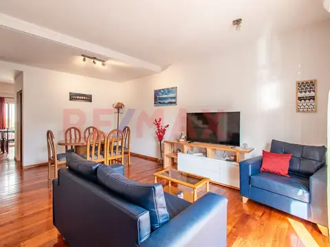 Departamento en Venta con 2 cocheras