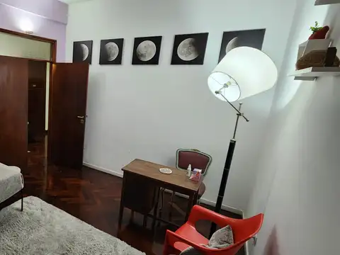 BUSTAMANTE Y GÜEMES. Ideal consultorio de Psicología. Equipado a tal fin.