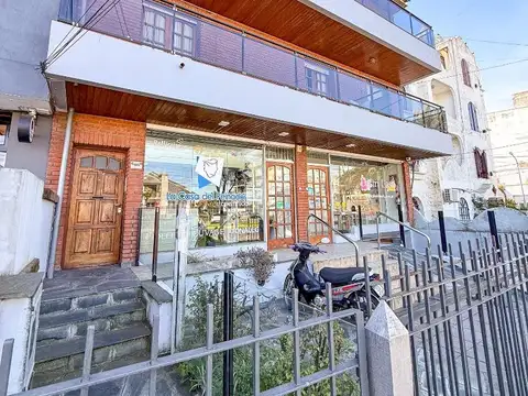 DEPARTAMENTO DE DOS AMBIENTES A LA CALLE CON BALCON