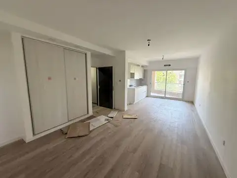 GUTENBERG 3300, Piso 6